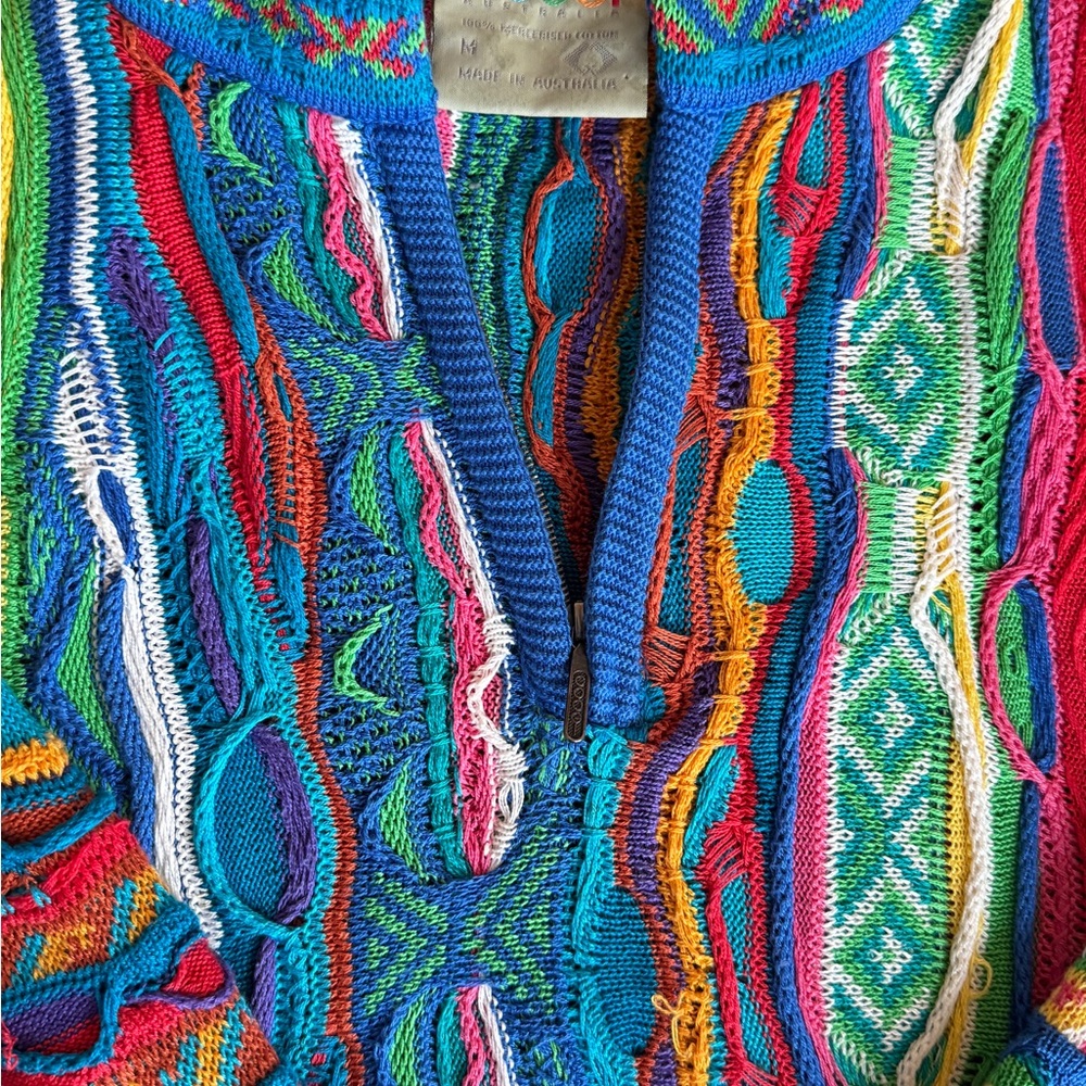 Vintage coogi sweater size M - Great Condition - Picture 6 of 14